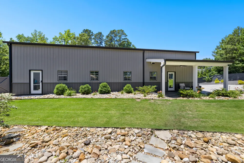 878 McIntosh TRL Sharpsburg, GA 30277