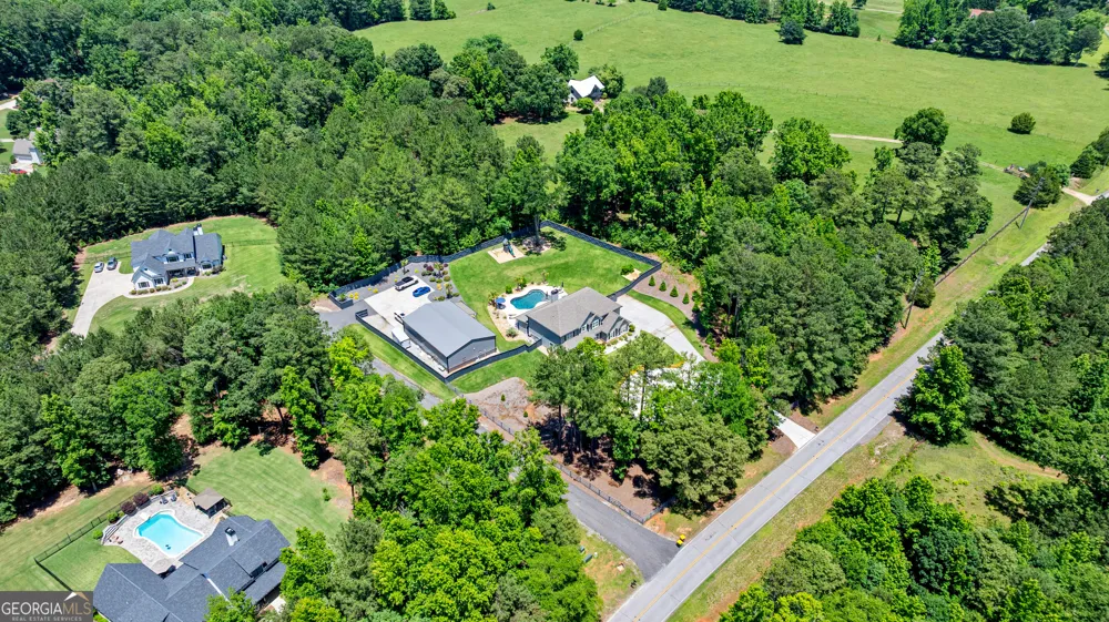878 McIntosh TRL Sharpsburg, GA 30277