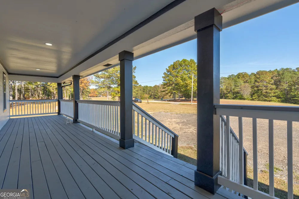 1987 Indian Hill RD Elberton, GA 30635