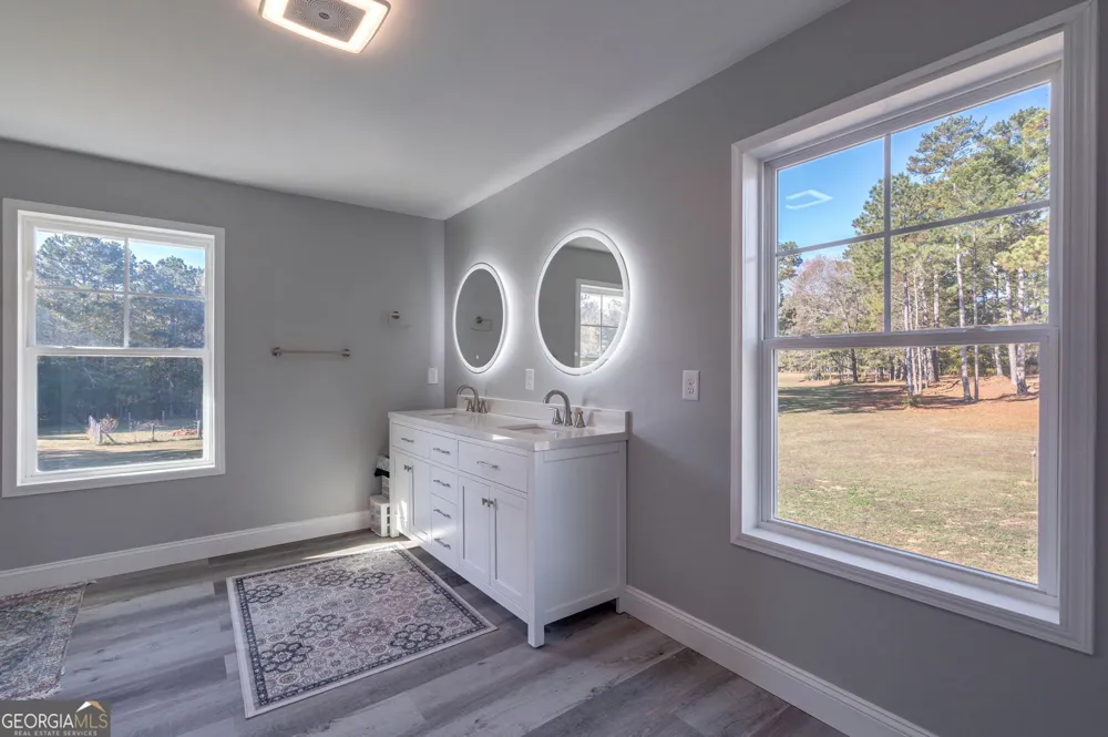 1987 Indian Hill RD Elberton, GA 30635
