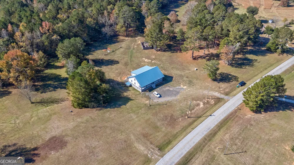 1987 Indian Hill RD Elberton, GA 30635