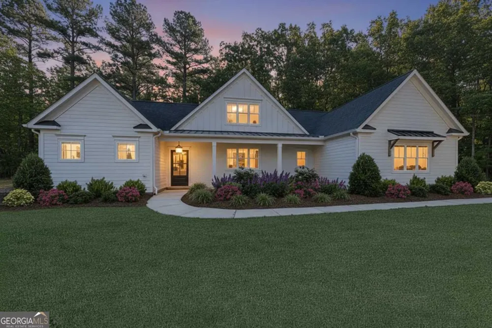 208 Summer Ridge DR Ball Ground, GA 30107