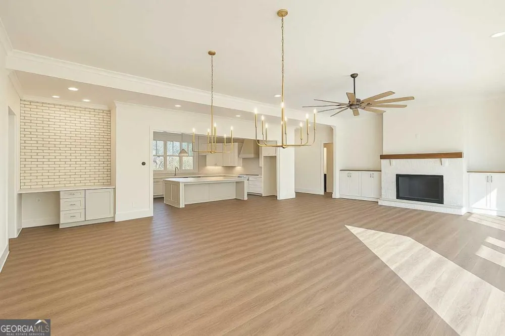 208 Summer Ridge DR Ball Ground, GA 30107