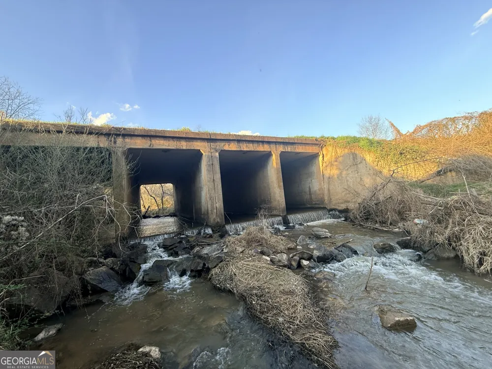 18 W L Williams Commerce, GA 30530