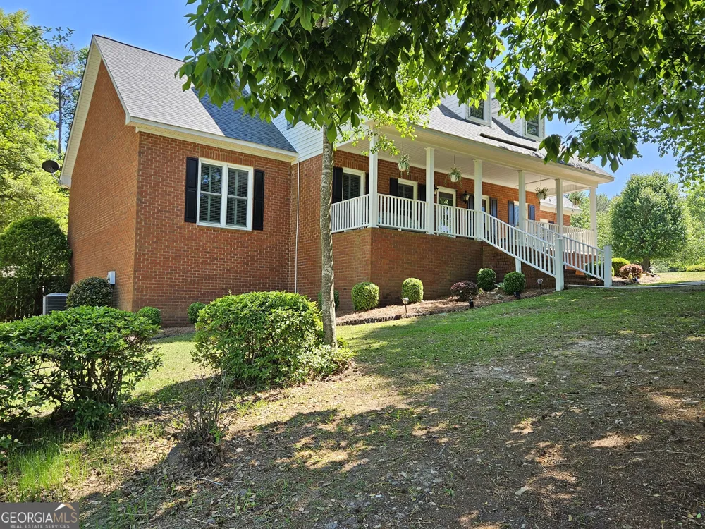 200 Gates RD Lizella, GA 31052