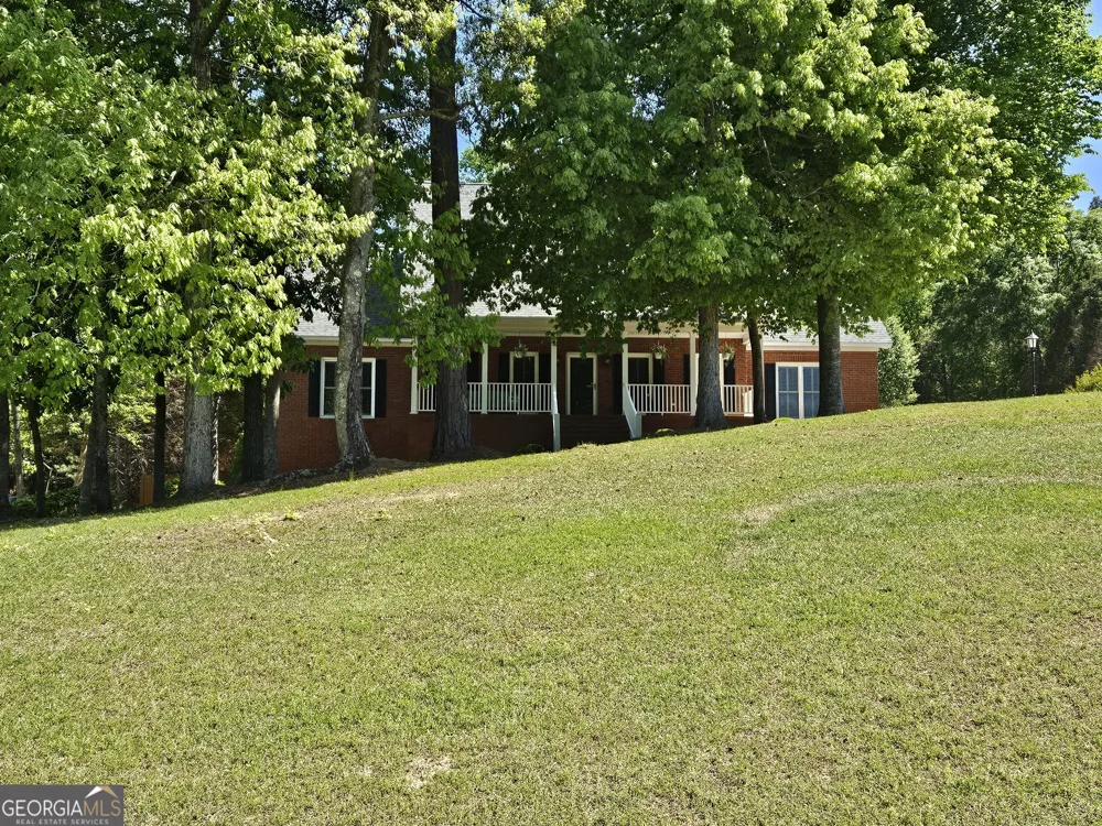 200 Gates RD Lizella, GA 31052