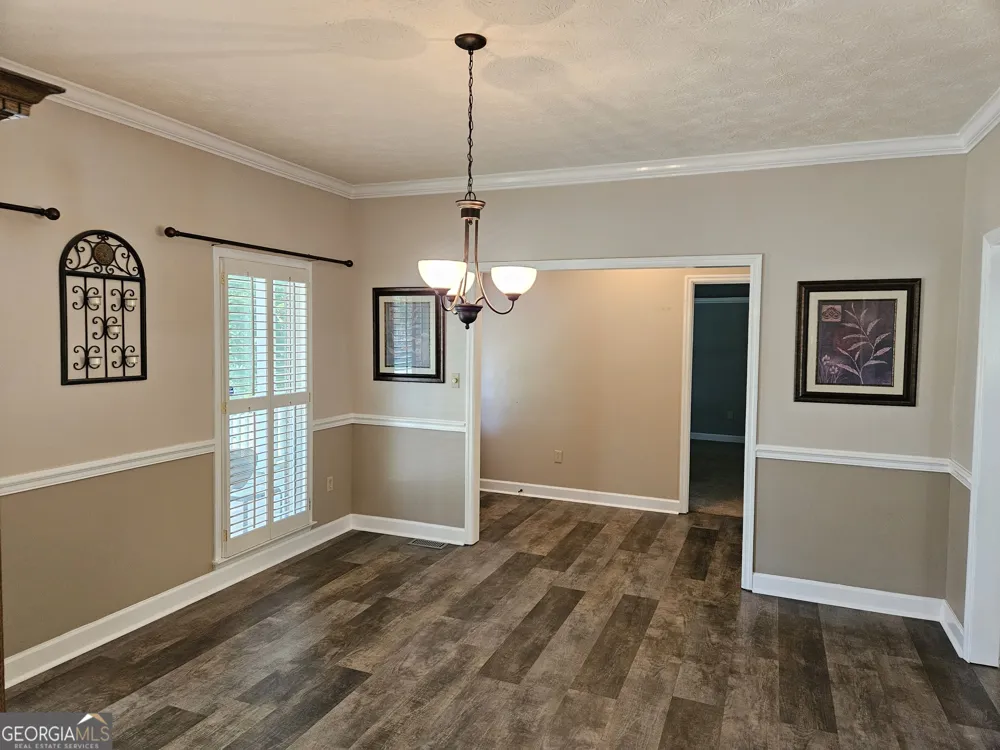 200 Gates RD Lizella, GA 31052