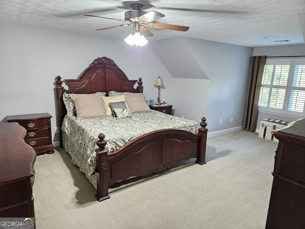 200 Gates RD Lizella, GA 31052
