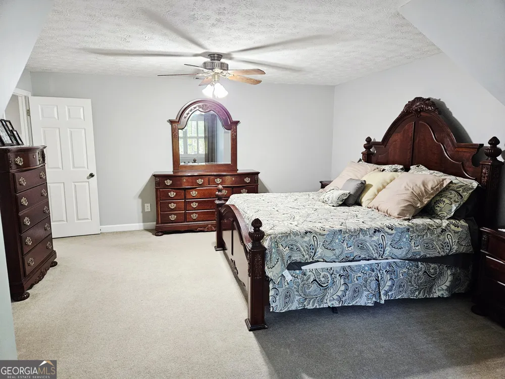 200 Gates RD Lizella, GA 31052