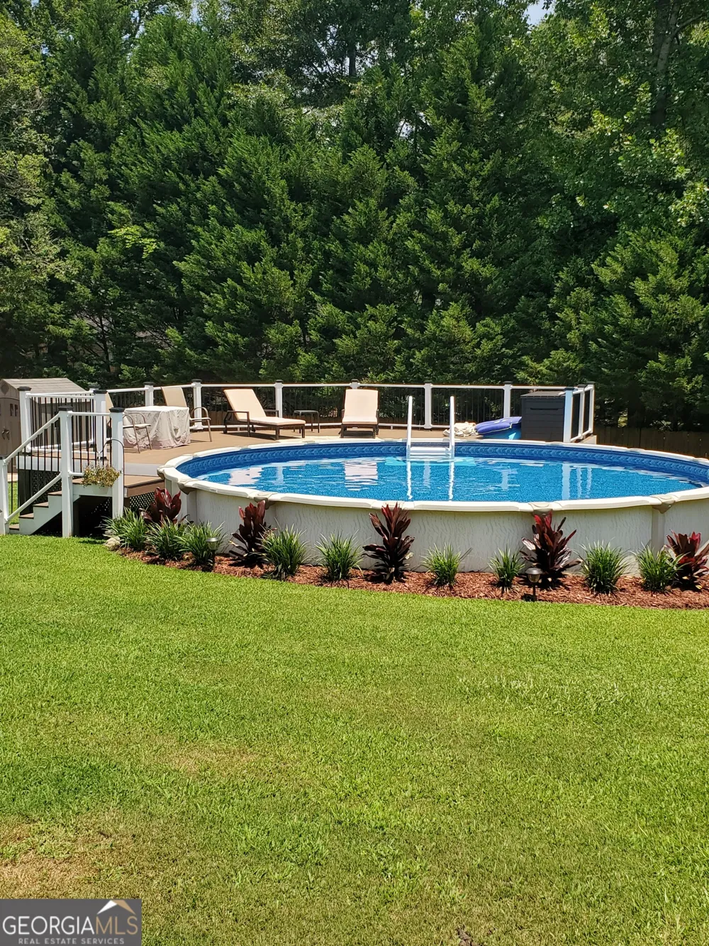 200 Gates RD Lizella, GA 31052