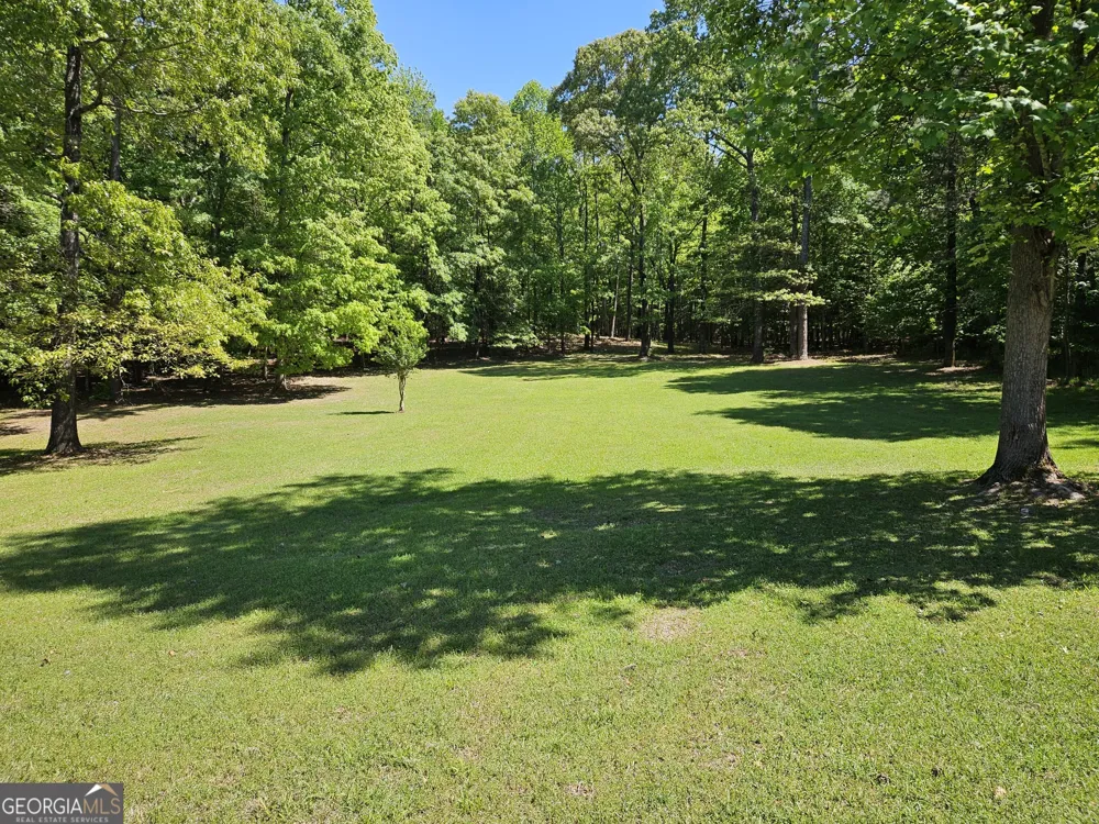 200 Gates RD Lizella, GA 31052