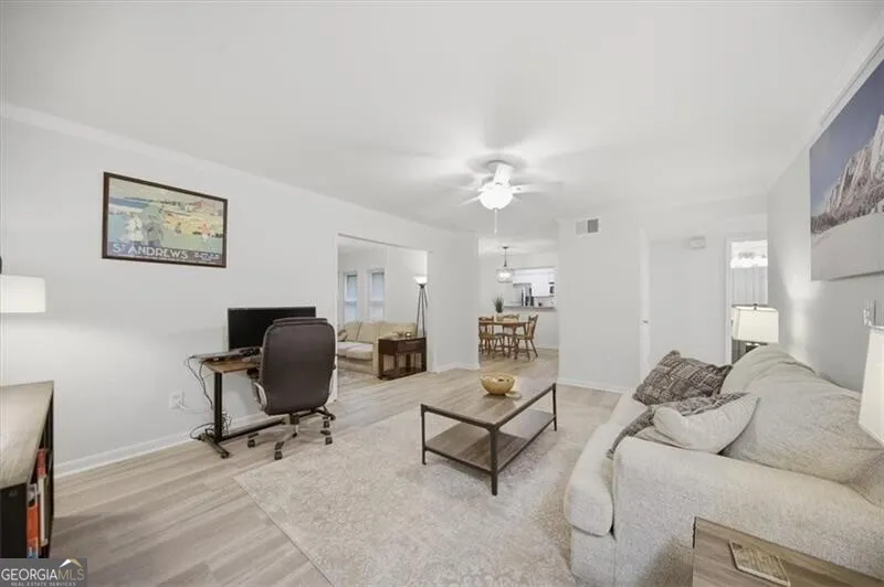 32 Arpege WAY NW Atlanta, GA 30327