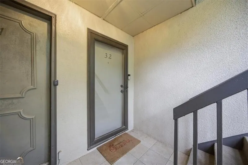 32 Arpege WAY NW Atlanta, GA 30327