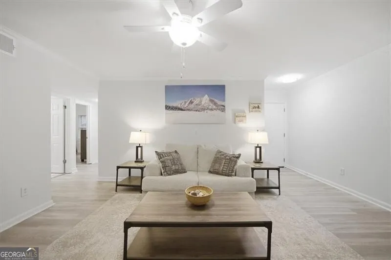 32 Arpege WAY NW Atlanta, GA 30327