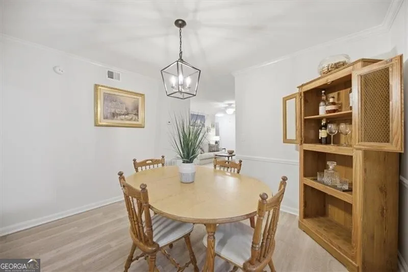 32 Arpege WAY NW Atlanta, GA 30327