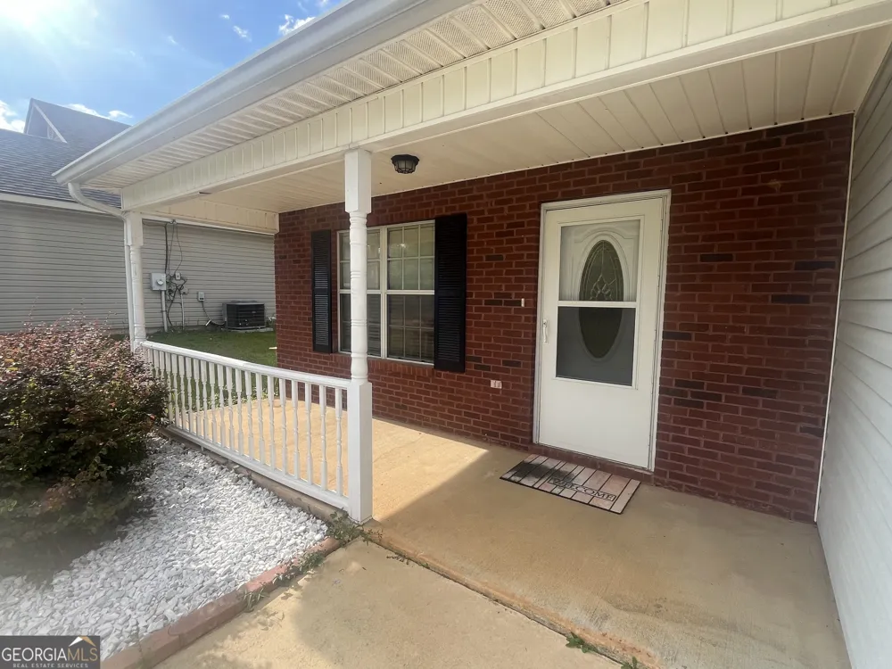 224 Sunflower DR Bonaire, GA 31005
