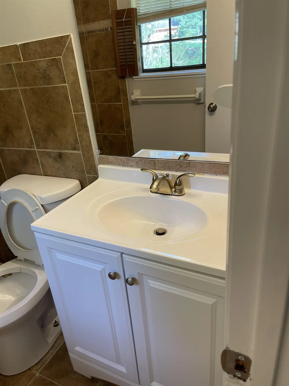152 Rountree RD Riverdale, GA 30274