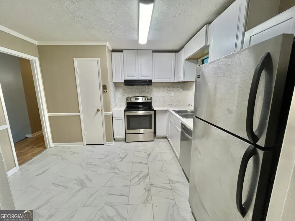 152 Rountree RD Riverdale, GA 30274