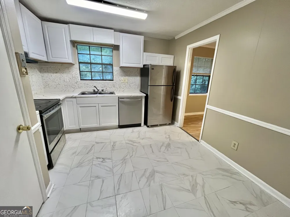 152 Rountree RD Riverdale, GA 30274