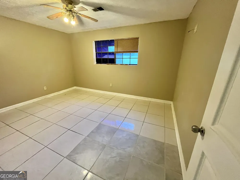 152 Rountree RD Riverdale, GA 30274