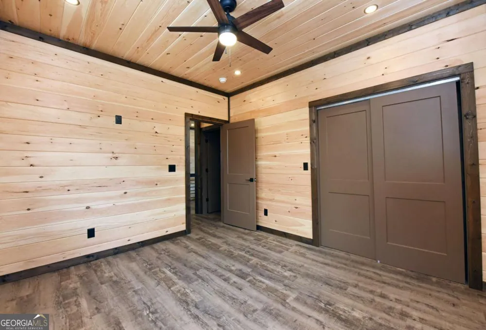 391 Crabapple LN Mineral Bluff, GA 30559