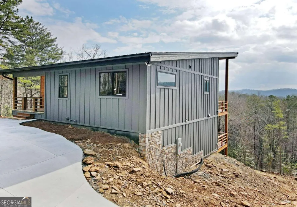 391 Crabapple LN Mineral Bluff, GA 30559