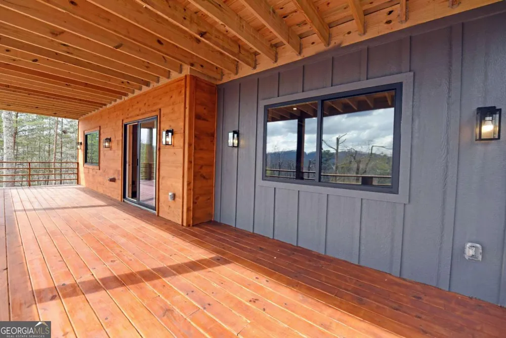 391 Crabapple LN Mineral Bluff, GA 30559