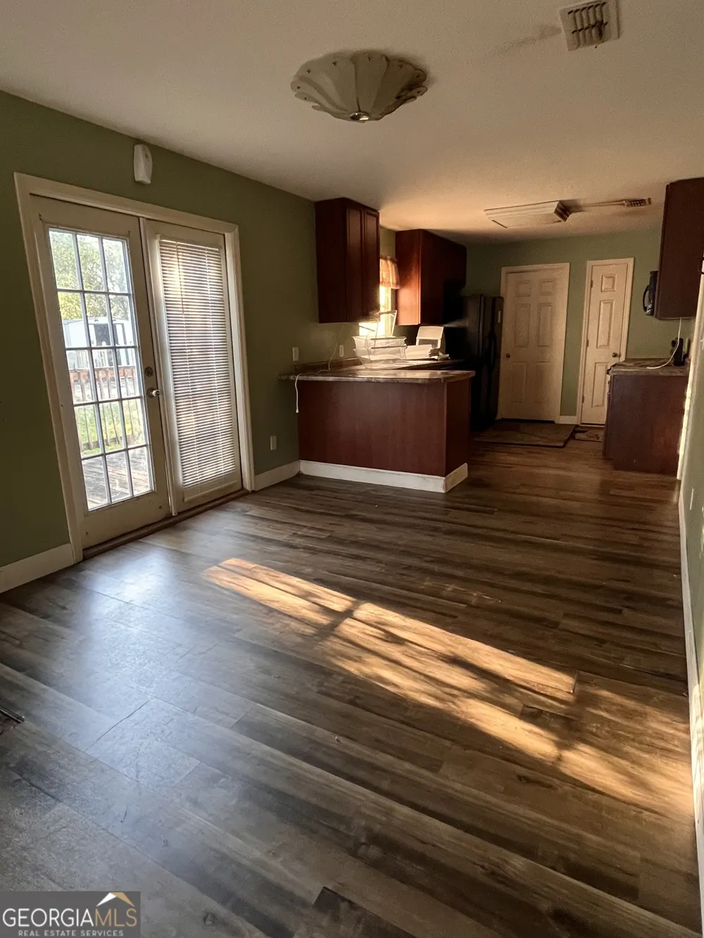 211 Malaga ST Pelham, GA 31779