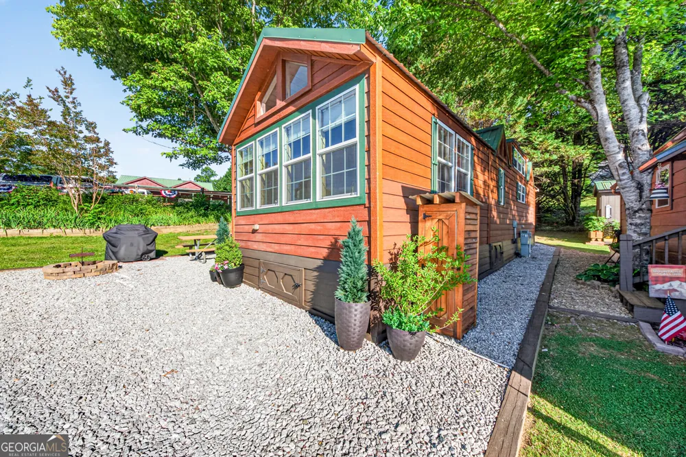 664 River Vista DR Dillard, GA 30537