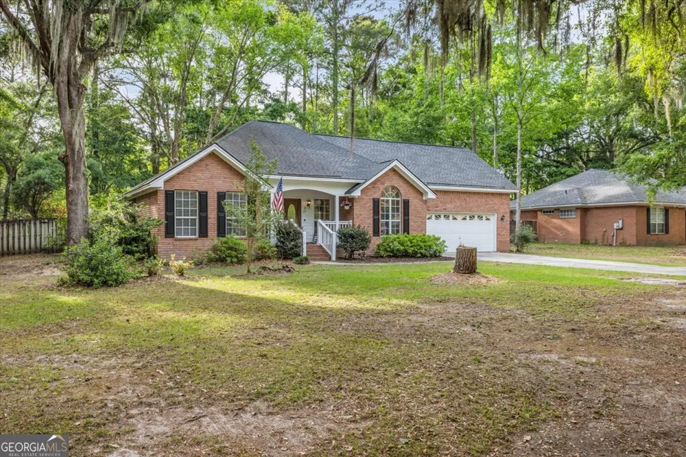 27 Oak Side CT Richmond Hill, GA 31324