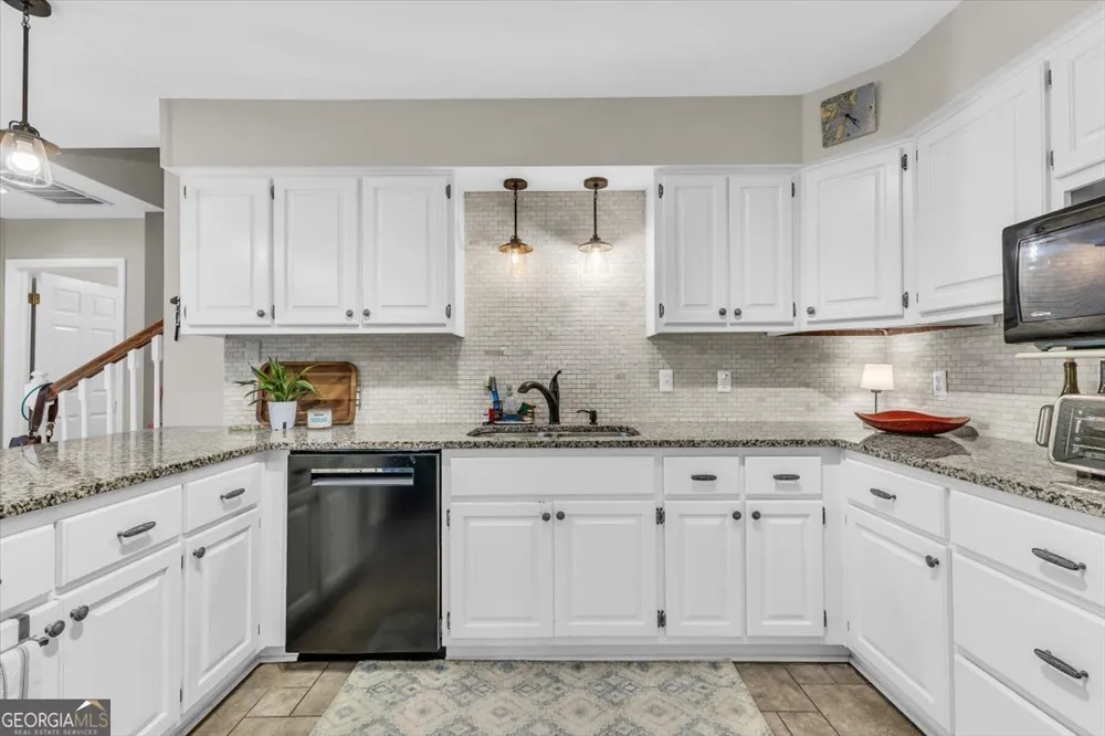 27 Oak Side CT Richmond Hill, GA 31324