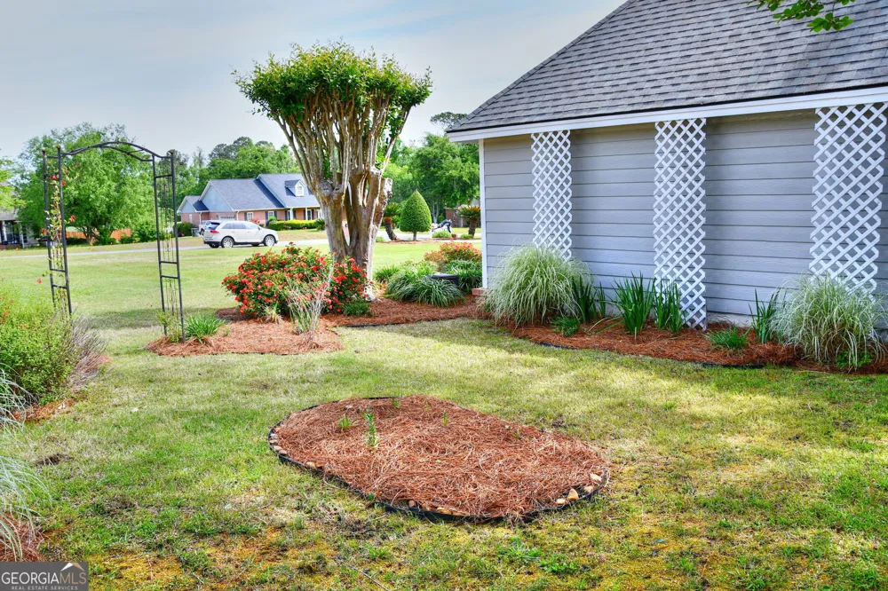 4043 Liska CIR Valdosta, GA 31605