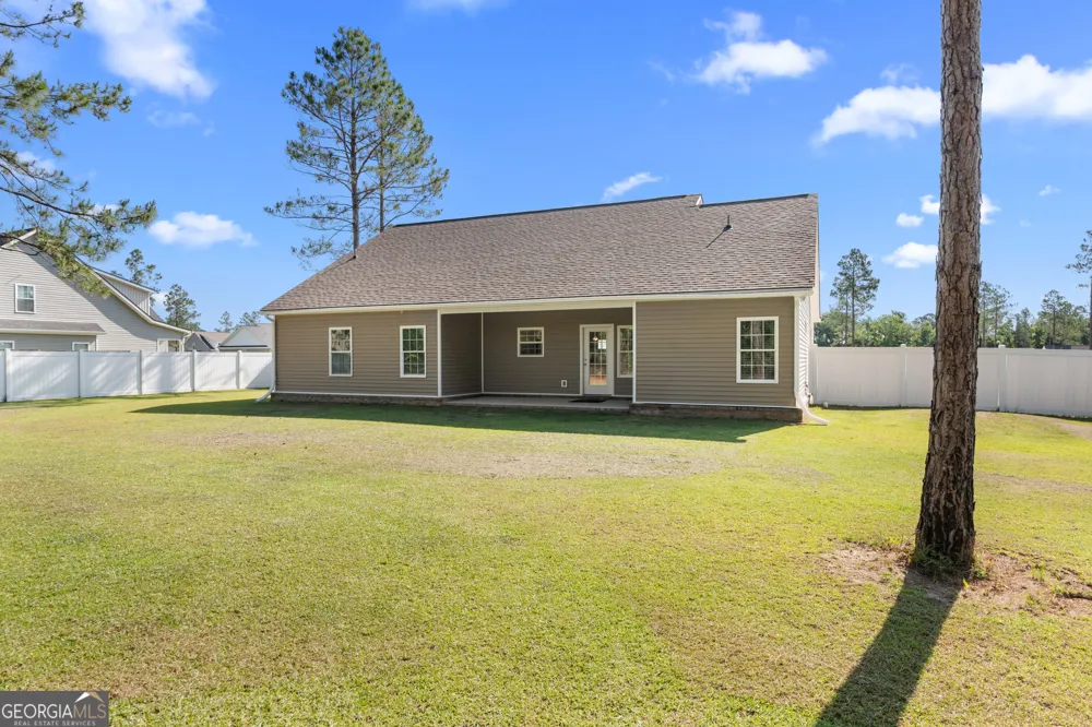 309 Tallulah BND Ellabell, GA 31308