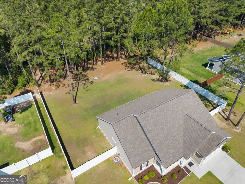 309 Tallulah BND Ellabell, GA 31308