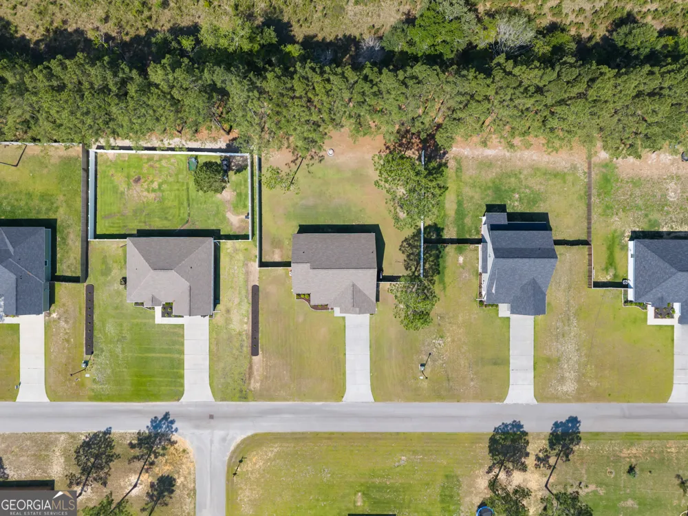 309 Tallulah BND Ellabell, GA 31308