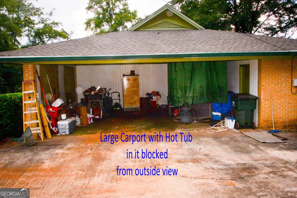 101 Pineview DR Thomaston, GA 30286