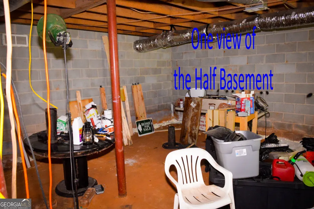 101 Pineview DR Thomaston, GA 30286