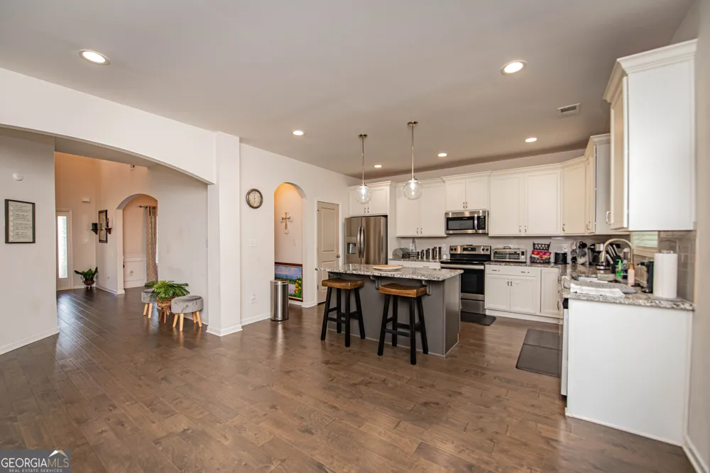 125 Amberley CT Kathleen, GA 31047