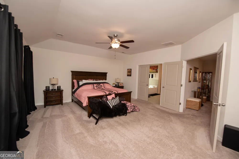 125 Amberley CT Kathleen, GA 31047