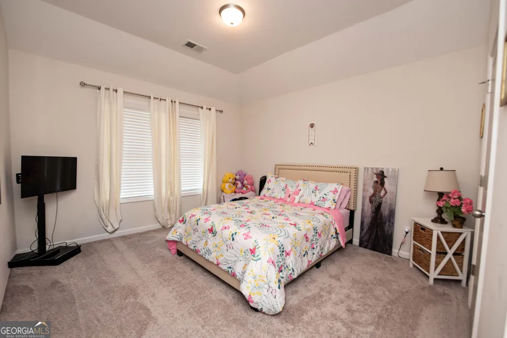 125 Amberley CT Kathleen, GA 31047