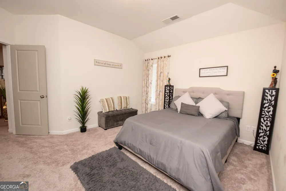 125 Amberley CT Kathleen, GA 31047