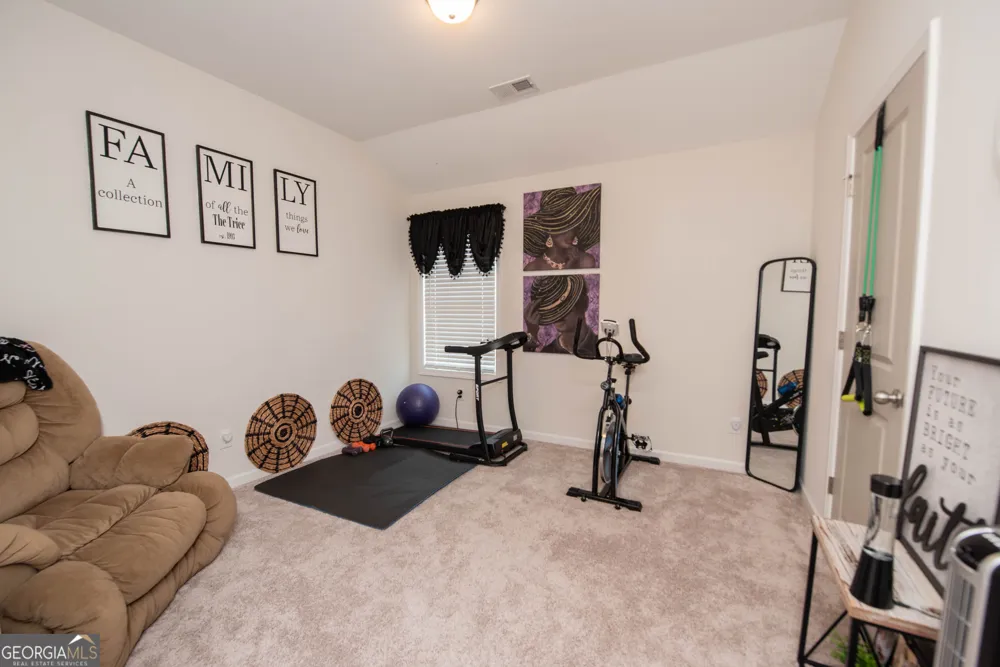125 Amberley CT Kathleen, GA 31047