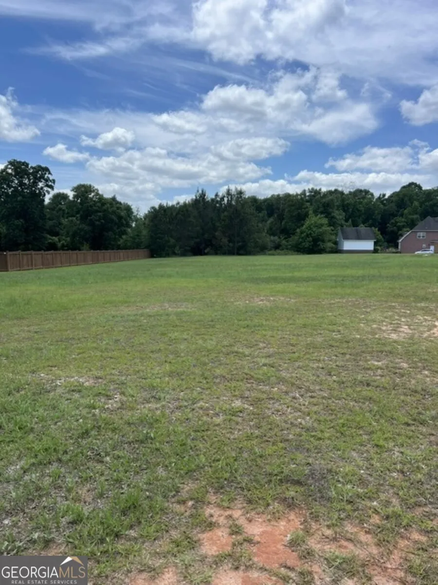 109 Erin Lee CT Warner Robins, GA 31088