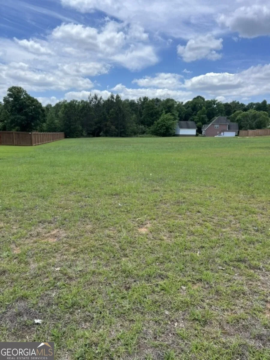 109 Erin Lee CT Warner Robins, GA 31088