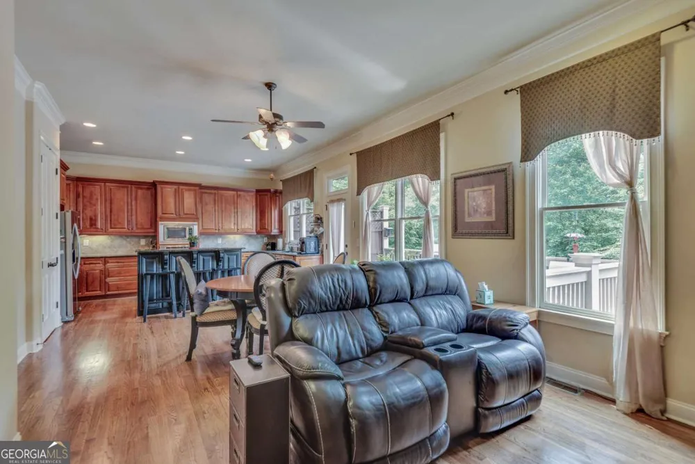 141 Staddlebridge AVE Canton, GA 30114