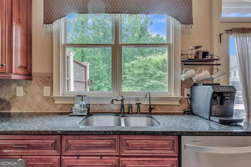 141 Staddlebridge AVE Canton, GA 30114