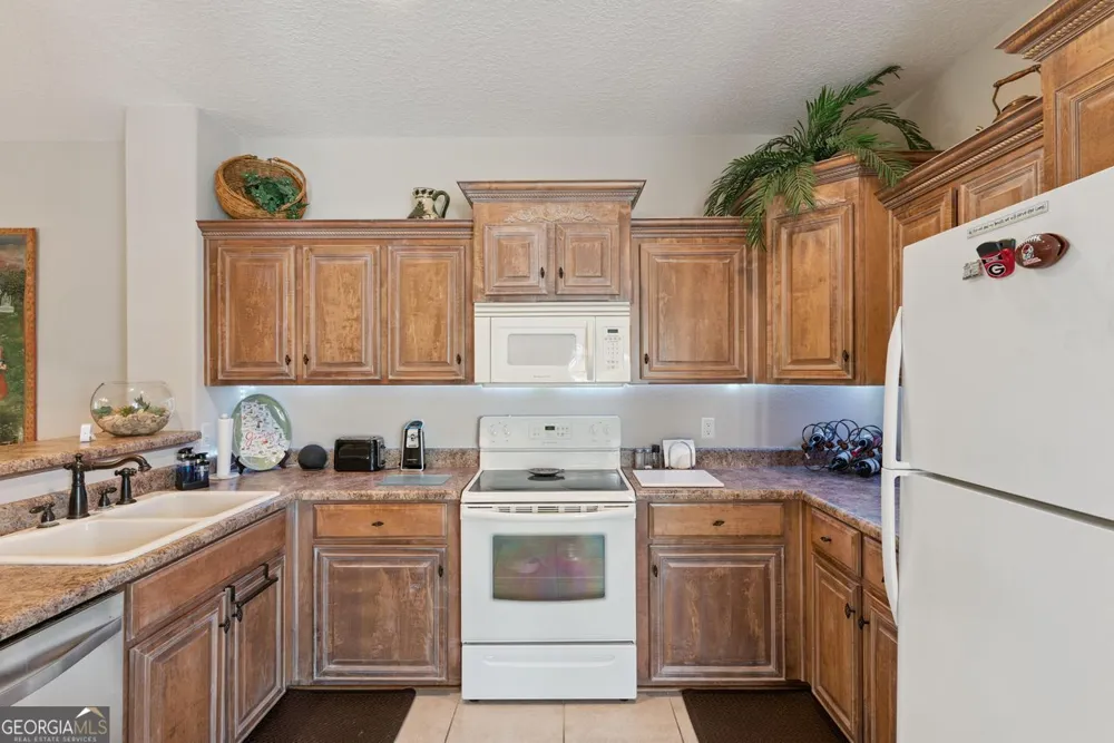 152 Villa RD Brunswick, GA 31525