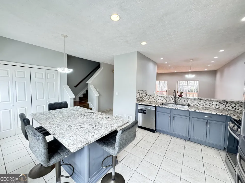 3686 Lantern Walk LN Scottdale, GA 30079