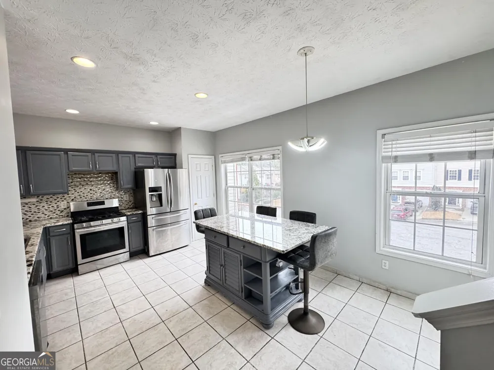 3686 Lantern Walk LN Scottdale, GA 30079