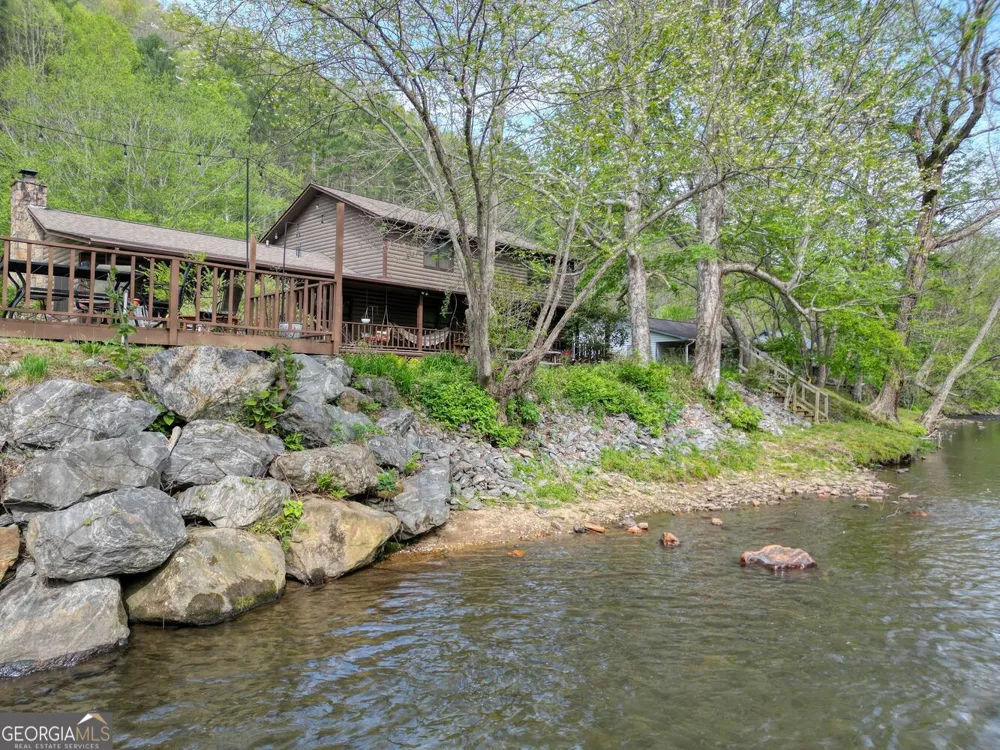 1908 Riverside DR Hiawassee, GA 30546